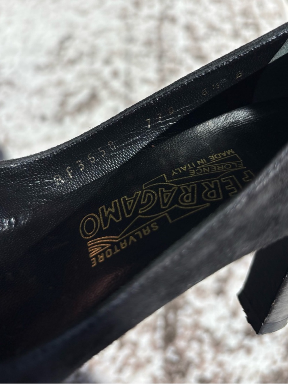 Vintage 90’s Salvatore Ferragamo Black Suede Mid-Heel Pumps - Picture 13 of 13